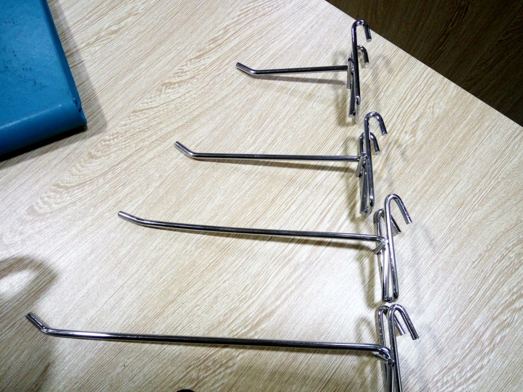 Móc treo đồ siêu thị tại Nguyễn Trãi, Thanh Xuân