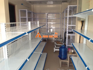 ke de hang tap hoa sieu thi