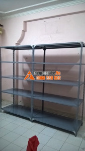 Kệ để hàng thanh lý tại Ngọc Hồi, Thanh Trì