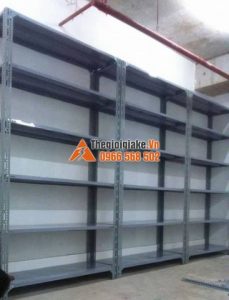 kệ để quần áo long biên