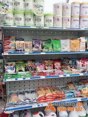 Kệ bày hàng Hàn Quốc tại Cát Hải, Hải Phòng
